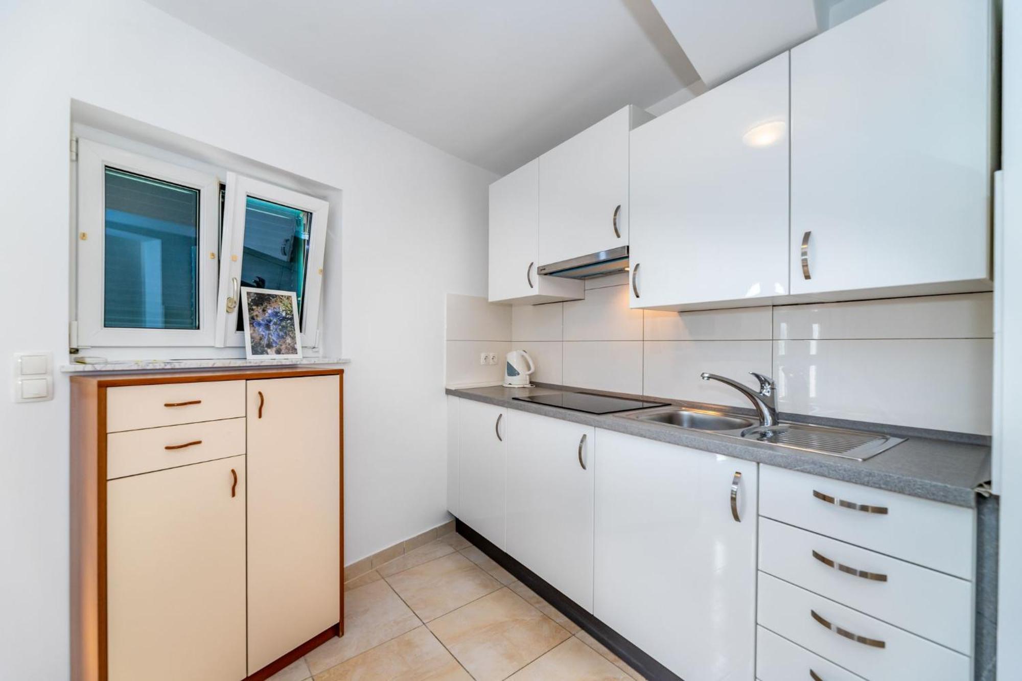 Apartments Oleander Kricin บัชกา ภายนอก รูปภาพ