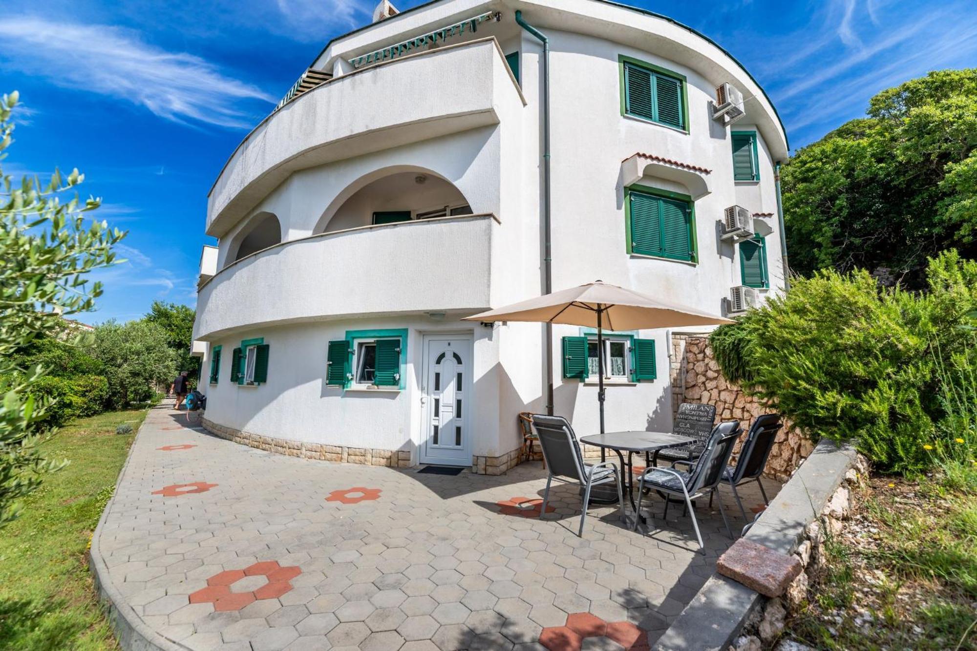 Apartments Oleander Kricin บัชกา ภายนอก รูปภาพ
